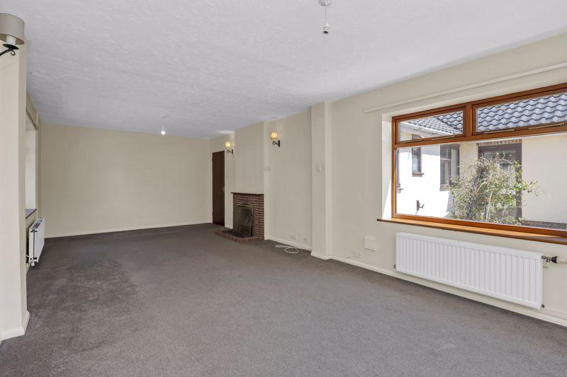 Sitting/Dining Room