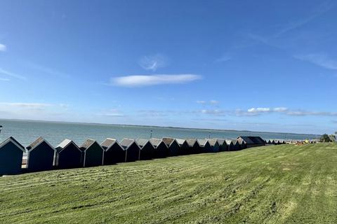 2 bedroom chalet for sale, Cockleton Lane, Cowes