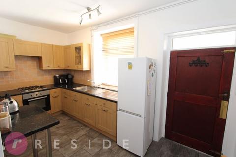 2 bedroom terraced house for sale, Edenfield Road, Rochdale OL11