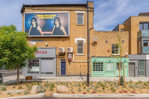 2 bedroom apartment for sale, Median Road, E5