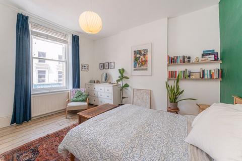 2 bedroom apartment for sale, Median Road, E5