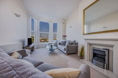 2 bedroom flat for sale, Western Parade, Southsea