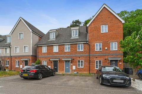3 bedroom townhouse for sale, Hares Close, Kesgrave, IP5