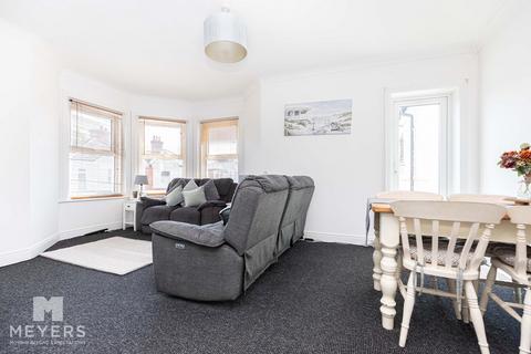 2 bedroom maisonette for sale, Station Road, Christchurch, BH23 1