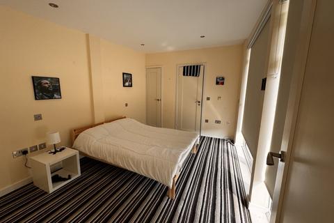 2 bedroom flat for sale, 270 North, Esplanade Road, Newquay TR7
