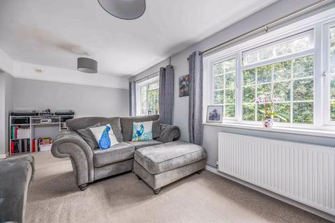 2 bedroom duplex for sale, White Ladies Close, Havant