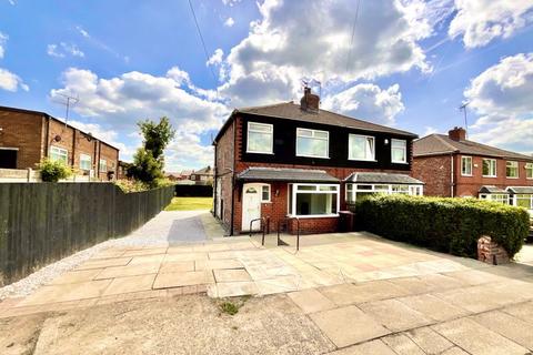 3 bedroom semi-detached house for sale, St. Georges Crescent, Manchester M28