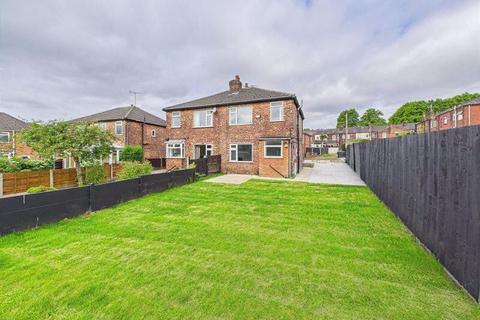 3 bedroom semi-detached house for sale, St. Georges Crescent, Manchester M28