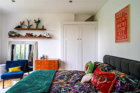 undefined, Wavertree Road, London, SW2