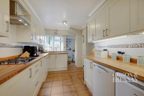 19 Linford Drive, Basildon, SS14 1RZ