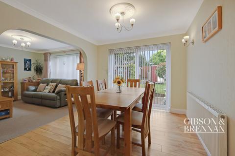 19 Linford Drive, Basildon, SS14 1RZ