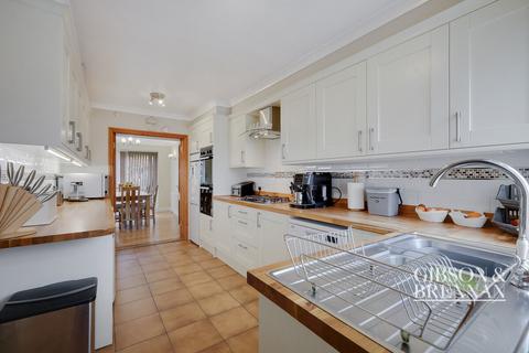 19 Linford Drive, Basildon, SS14 1RZ