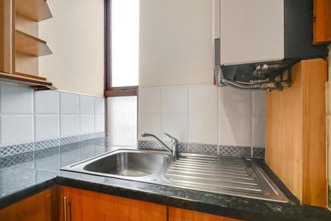 213 Crow Road, Glasgow, G11 7PY