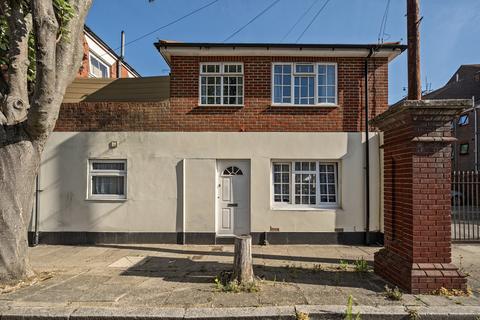 Old Commercial Road, Hampshire PO1