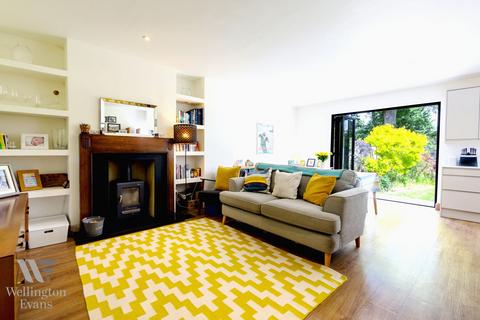 73 Bearton Green, Hitchin, SG5 1UG