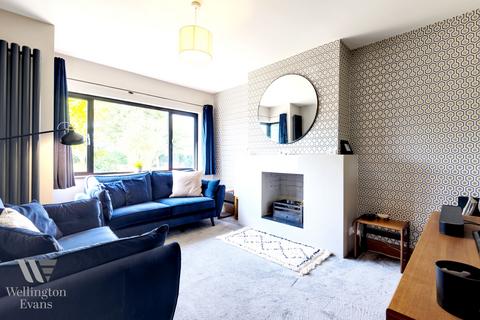 73 Bearton Green, Hitchin, SG5 1UG