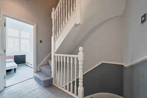 38 Lower Downs Road, London, SW20 8QQ