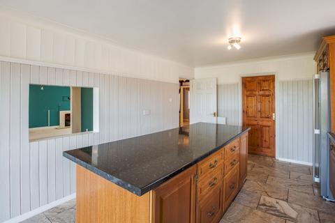 1 Wedds Way, Great Wakering, Southend-on-sea, SS3 0DN