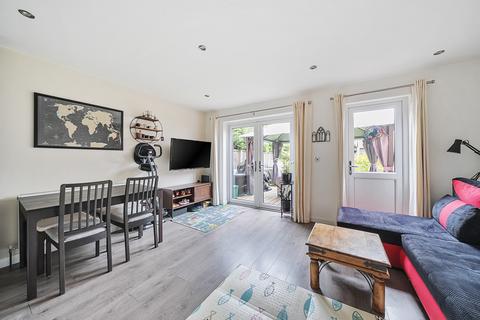 72 Peerless Drive, Harefield, Uxbridge, UB9 6JG