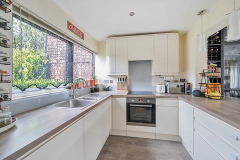 72 Peerless Drive, Harefield, Uxbridge, UB9 6JG