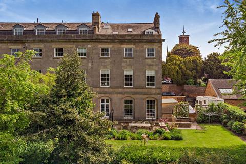 6 bedroom end of terrace house for sale, Claremont Bank, Shrewsbury, Shropshire