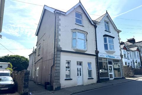 1 bedroom flat for sale, Flat ,  Station Road, Okehampton