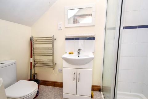 1 bedroom flat for sale, Flat ,  Station Road, Okehampton