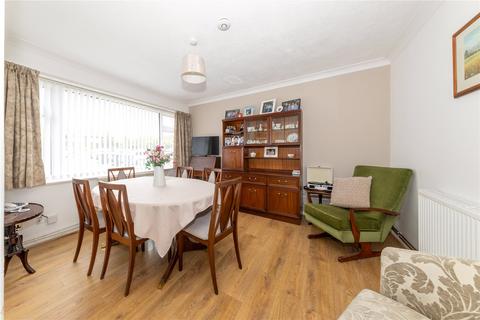 15 Green Oaks, Luton, LU2 7TH