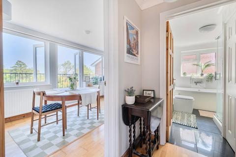 8 River Gardens, Purley On Thames, Reading, RG8 8BX