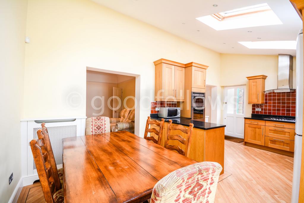 Breakfast area.jpg