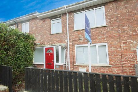 3 bedroom terraced house to rent, Bradford Crescent, Durham DH1