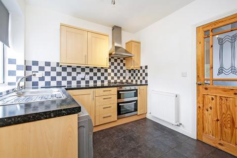 3 bedroom terraced house to rent, Bradford Crescent, Durham DH1
