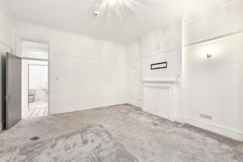 3 bedroom flat for sale, Ashley Gardens, Thirleby Road, London, SW1P