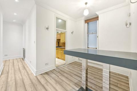 3 bedroom flat for sale, Ashley Gardens, Thirleby Road, London, SW1P