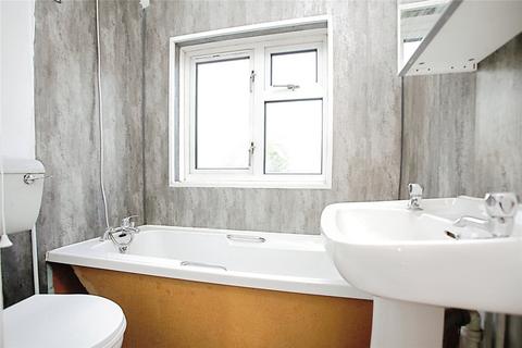 3 bedroom semi-detached house for sale, Topps Drive, Warwickshire CV12