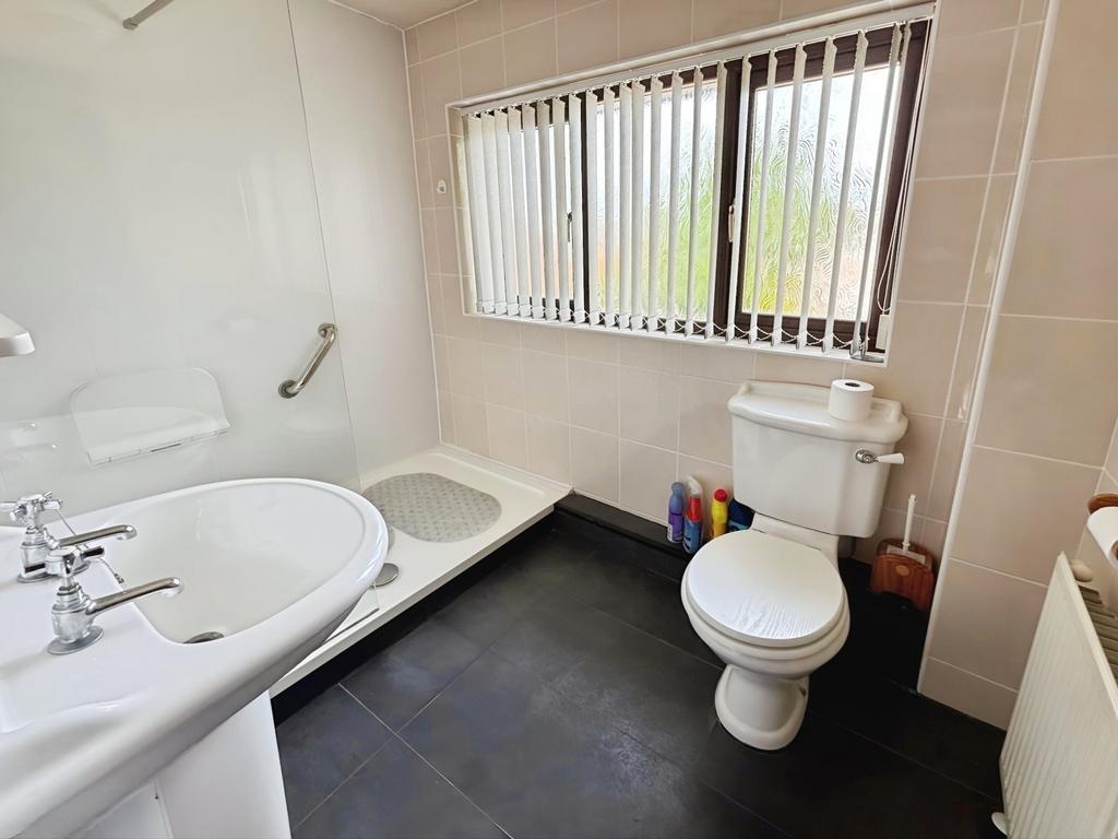 Shower Room/Wc