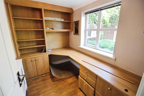 20 Chambers Grove, Chapeltown, Sheffield, S35 2TD