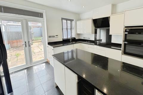 3 bedroom end of terrace house for sale, Orrell Road, Wigan WN5