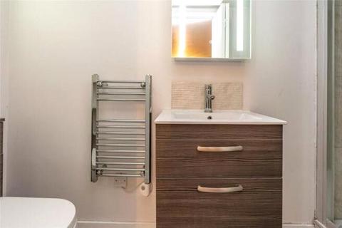1 bedroom flat for sale, London Road, Kent ME16