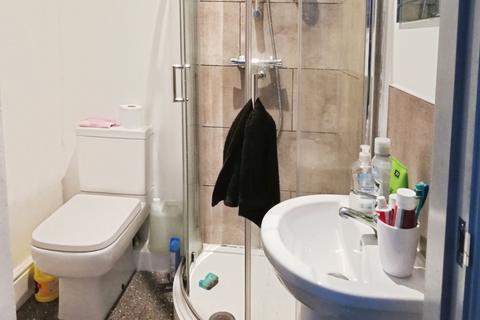 1 bedroom property to rent, Balne Lane, West Yorkshire WF2