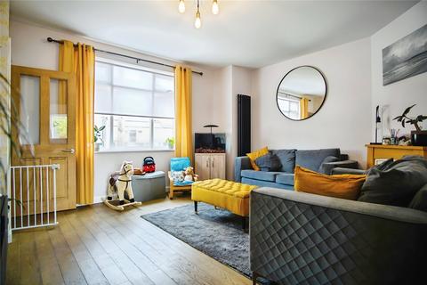 23 Emes Road, Erith, DA8 3EL