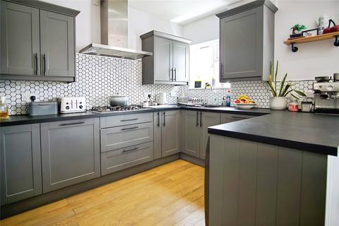 23 Emes Road, Erith, DA8 3EL