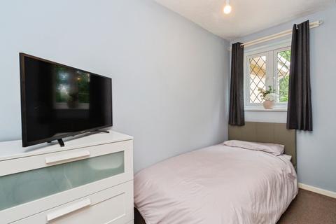 2 bedroom flat for sale, Midland Court, Telford TF7