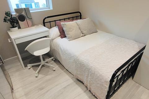 1 bedroom flat to rent, YOHO Kingston Addison Gardens Studio 2