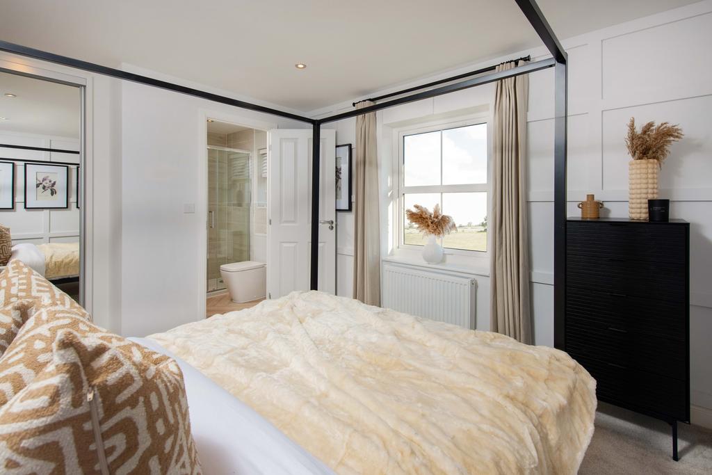 Constable Gardens Hadley principal bedroom
