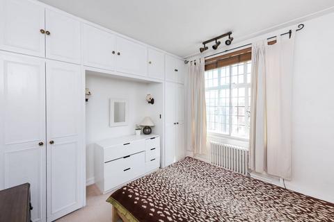 Brompton Road, Chelsea, London, SW3