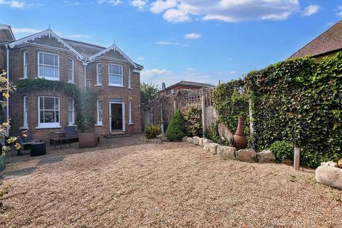 3 bedroom detached house for sale, St. Michaels Road, St. Helens, PO33 1YJ