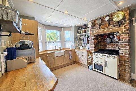 3 bedroom detached house for sale, St. Michaels Road, St. Helens, PO33 1YJ