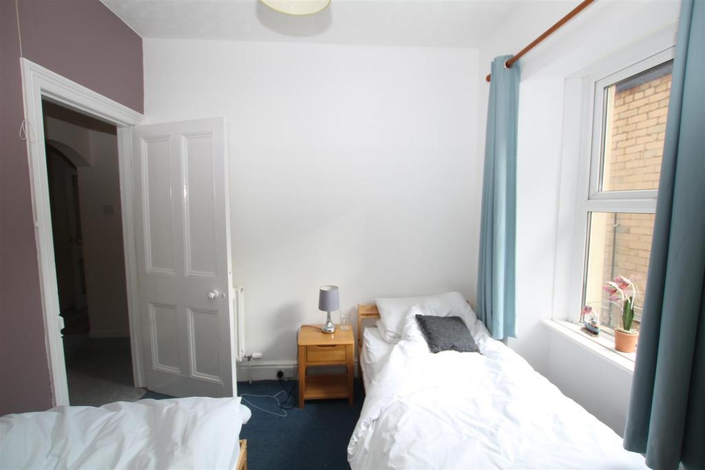 Bedroom2