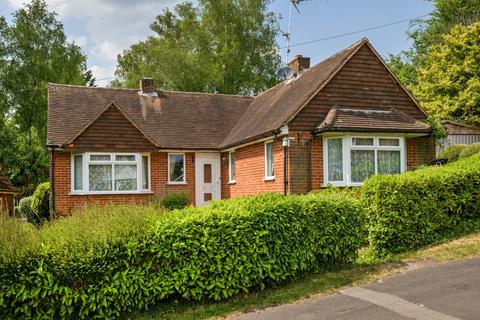 2 bedroom bungalow for sale, Folly Lane North, Farnham, Surrey
